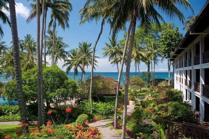 オーシャンビューデラックスルーム, Sheraton Senggigi Beach Resort