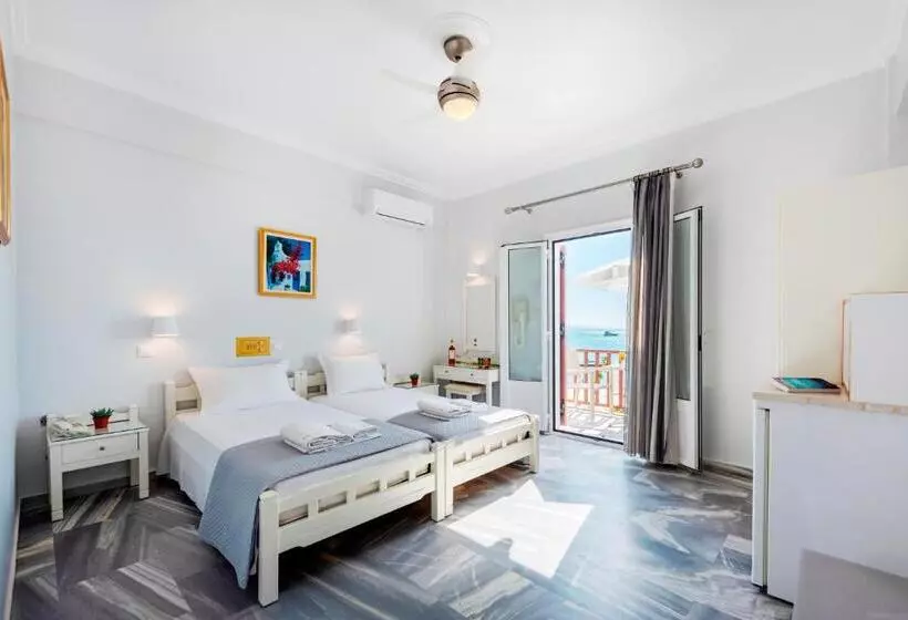 اتاق استاندارد با چشم‌انداز دریا, Irene Hotel   Beachfront