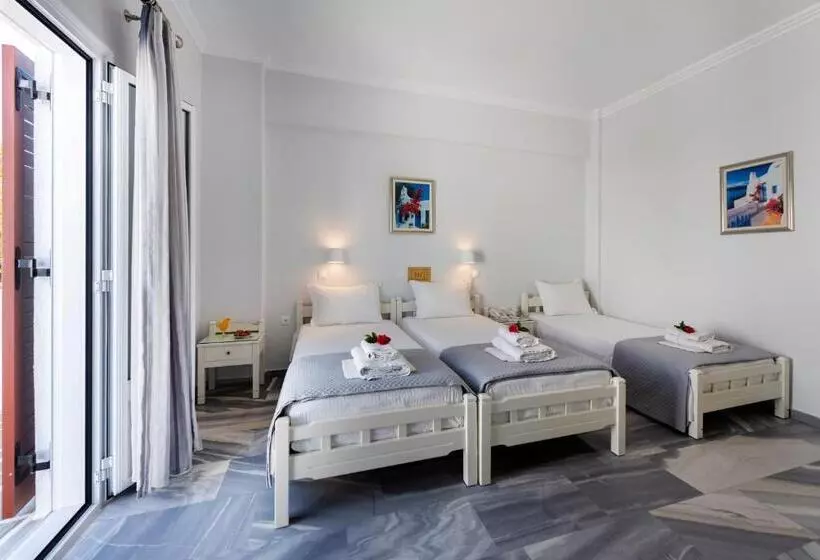 اتاق استاندارد سه نفره, Irene Hotel   Beachfront
