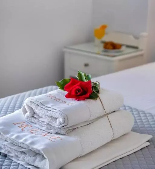 اتاق اکونومی, Irene Hotel   Beachfront