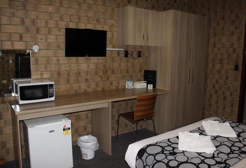 豪华房间, Pavlos Motel