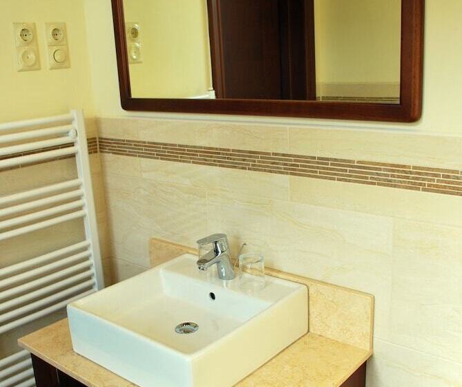 스탠다드 룸, Arena City