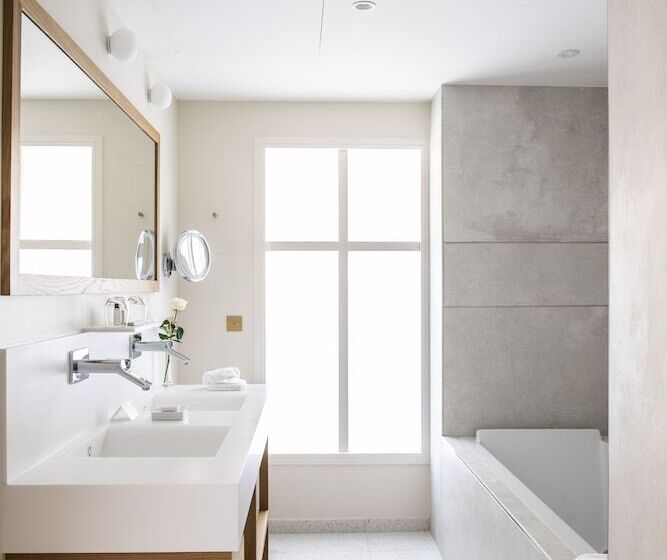 Junior Suite, Chateau Cordeillanbages