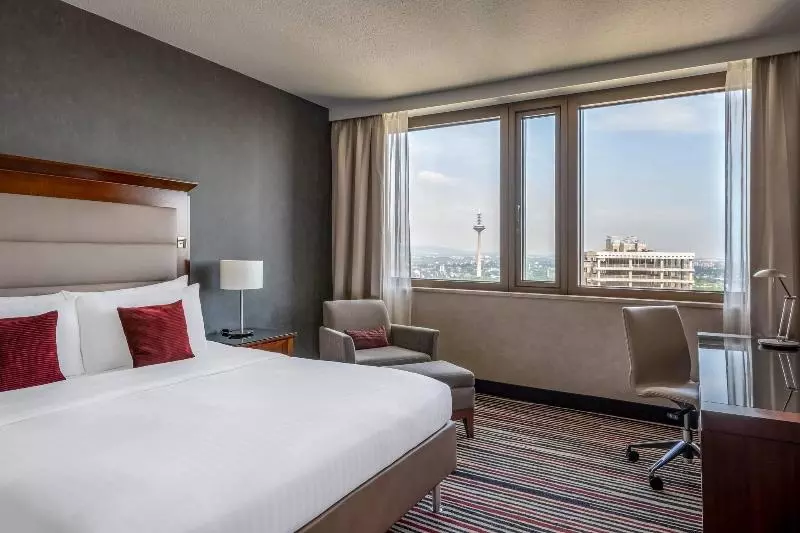 Club Room King Bed, Frankfurt Marriott