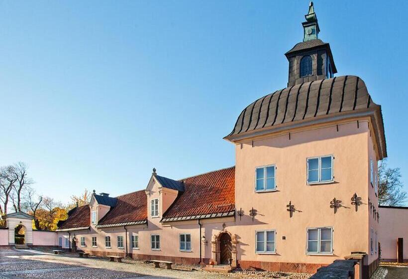 اتاق استاندارد یک نفره, Hesselby Slott