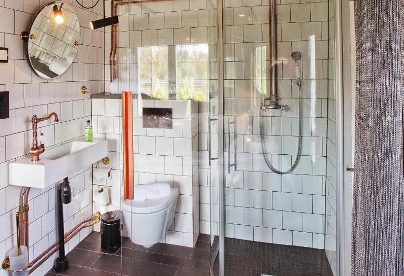 اتاق استاندارد, Hesselby Slott