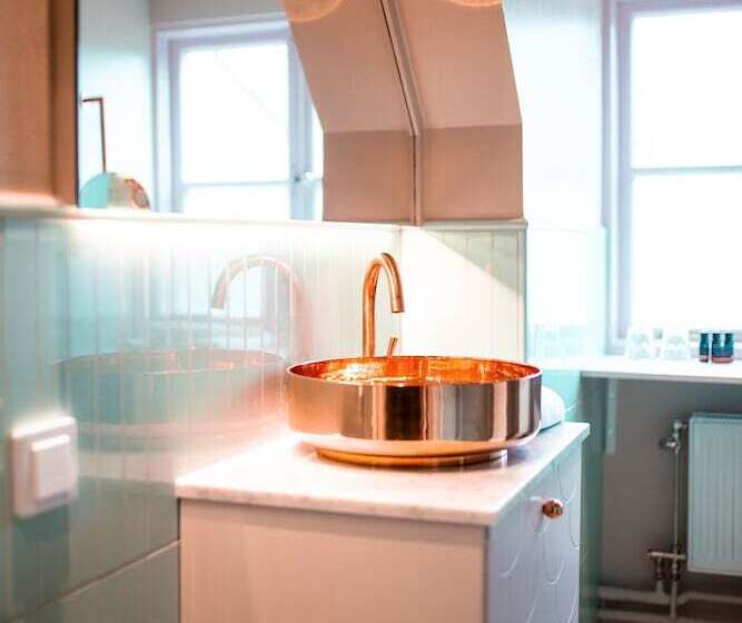 اتاق سوپریور, Hesselby Slott