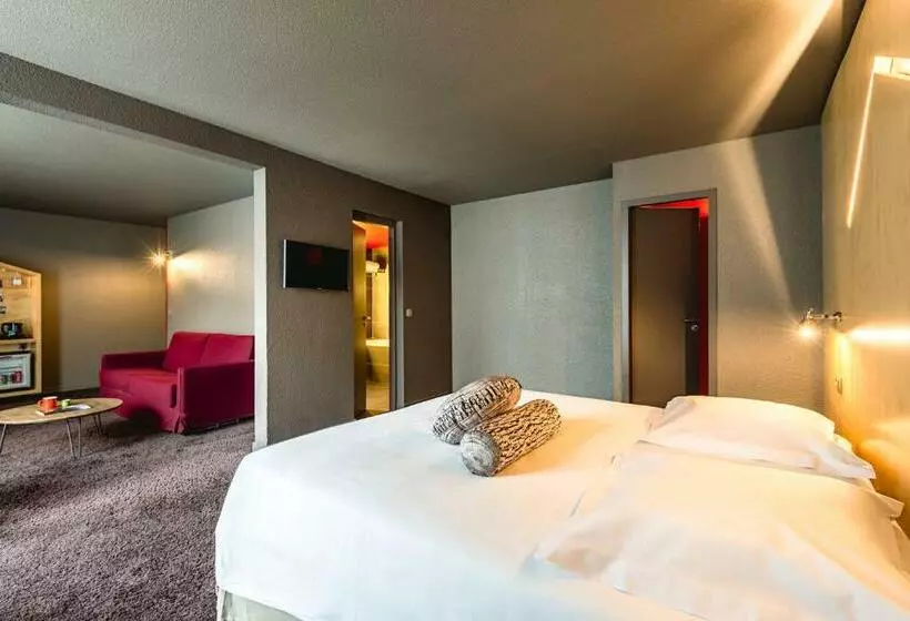 سوییت جونیور, Hôtel Les Aiglons Chamonix