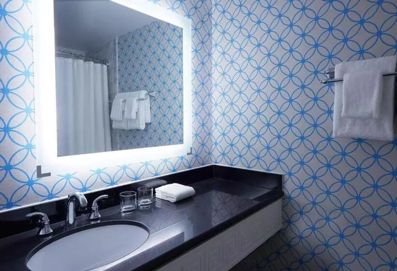 اتاق لوکس با تخت بزرگ, Hyatt Centric Delfina Santa Monica