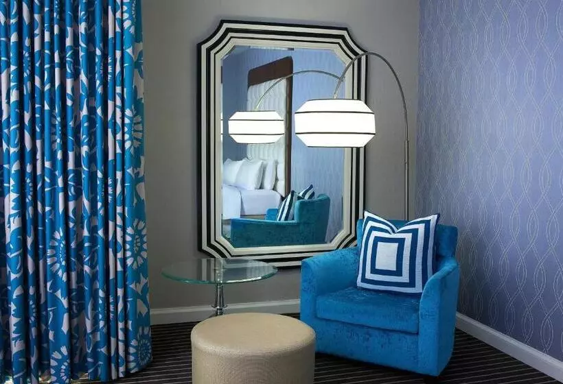 اتاق لوکس با تخت بزرگ, Hyatt Centric Delfina Santa Monica