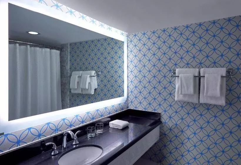 اتاق پرمیوم با چشمانداز دریا, Hyatt Centric Delfina Santa Monica