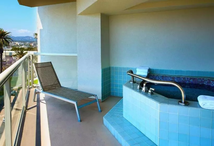 سوئیت با تخت بزرگ, Hyatt Centric Delfina Santa Monica