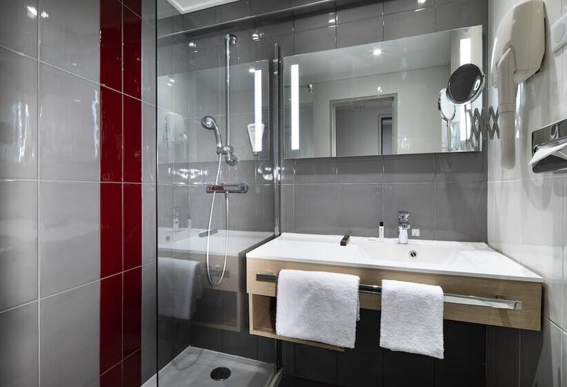 スタンダードトリプルルーム, Paris Bastille