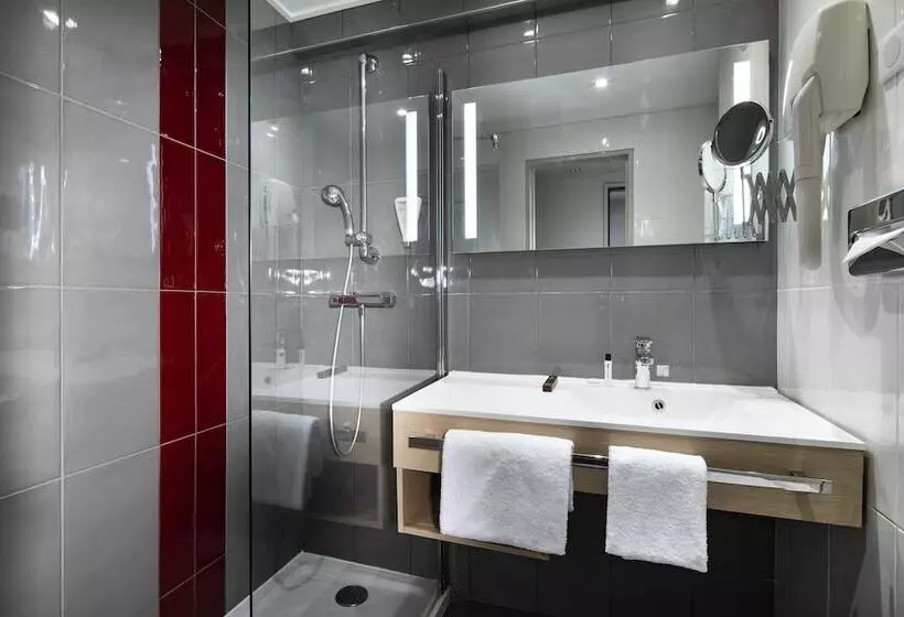Habitación Triple Estándar, Paris Bastille