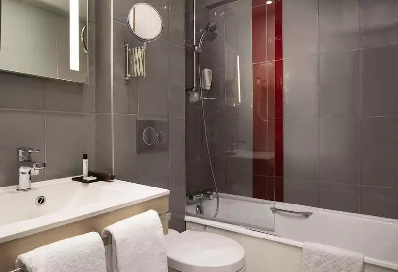 Habitación Triple Estándar, Paris Bastille
