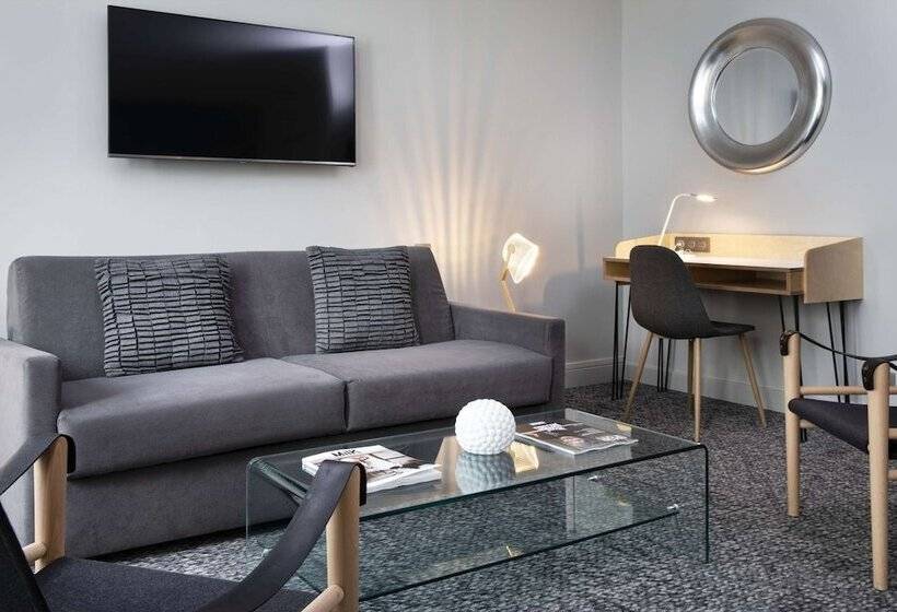 ジュニアスイート, Paris Bastille