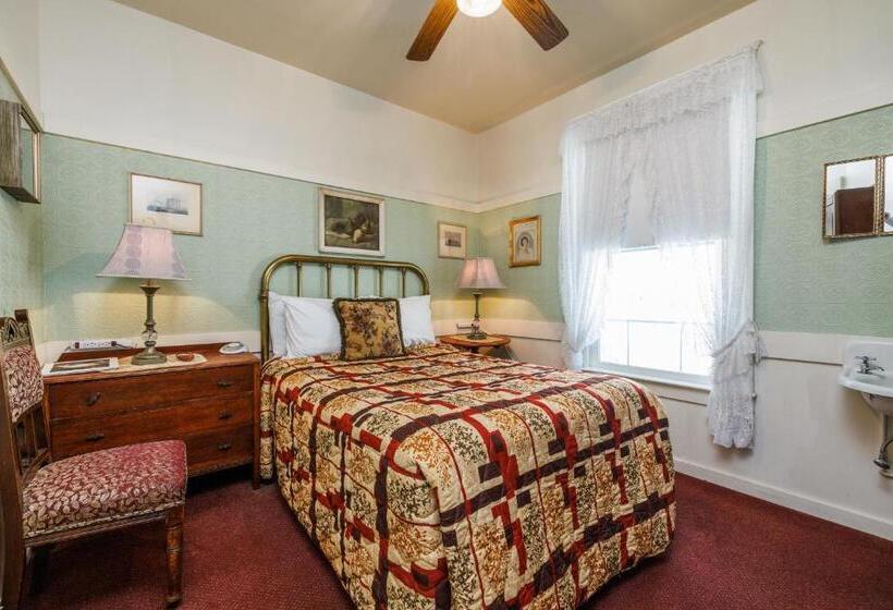 غرفة قياسية حمام مشترك, San Remo