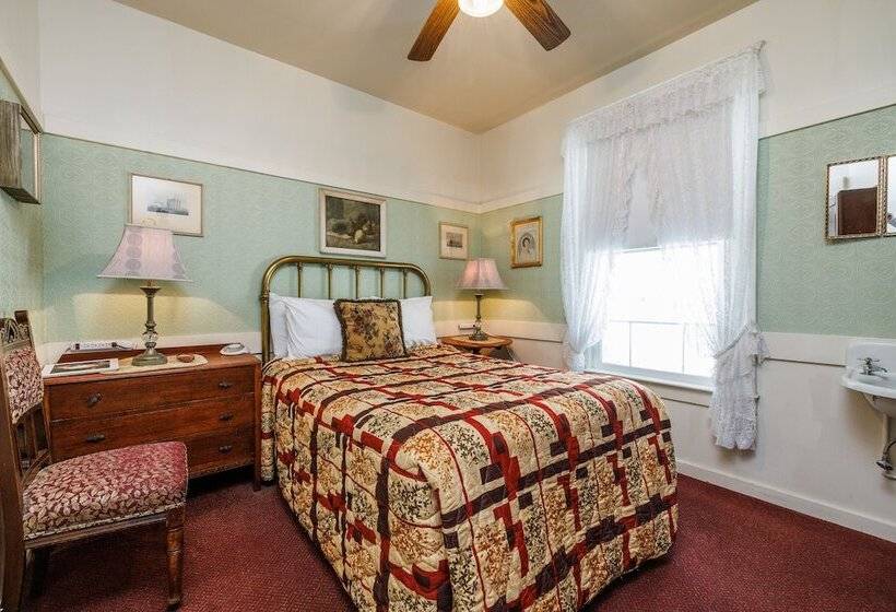 غرفة قياسية حمام مشترك, San Remo