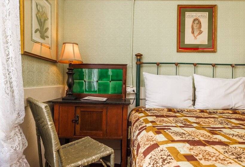 غرفة قياسية حمام مشترك, San Remo