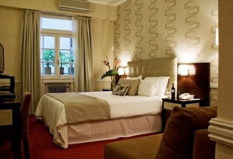استودیوی سوپریور, Ulises Recoleta Suites
