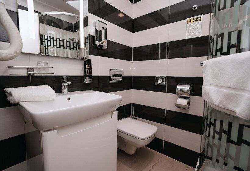 اتاق استاندارد یک نفره, Union Hotel Prague