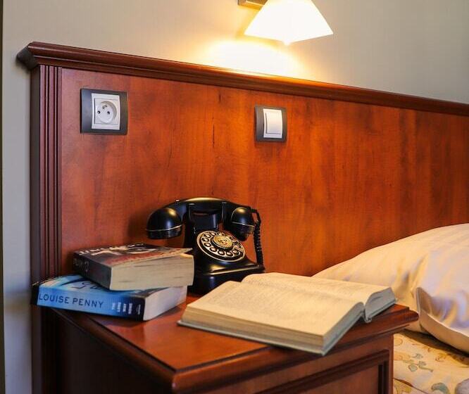 اتاق استاندارد یک نفره, Union Hotel Prague