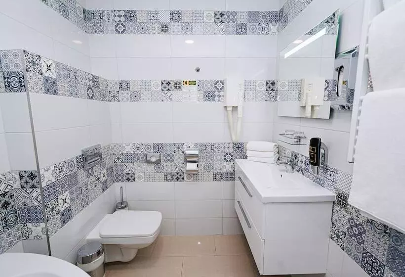 اتاق استاندارد سه نفره, Union Hotel Prague