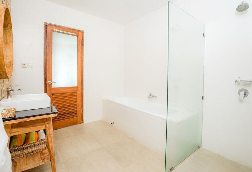 高级客房, Pertiwi Resort & Spa