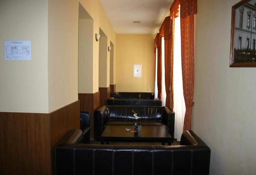 اتاق استاندارد, Jelen