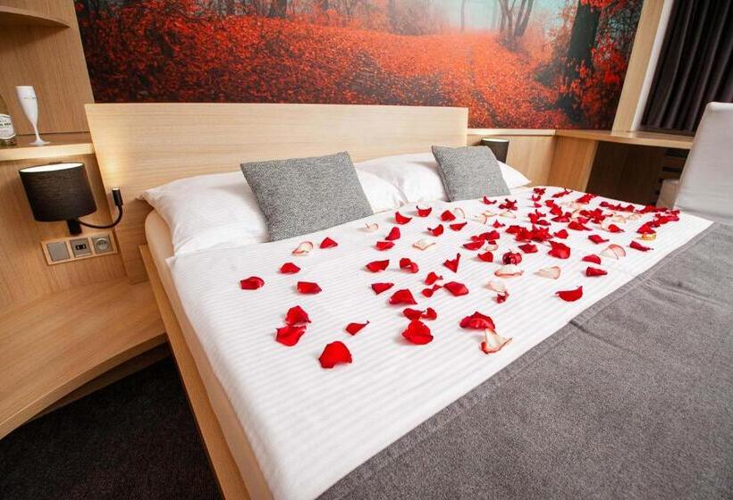 스탠다드 룸 호수 전망, Kras