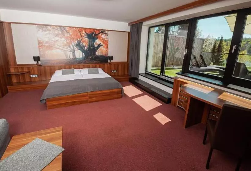 Quarto Familiar, Kras