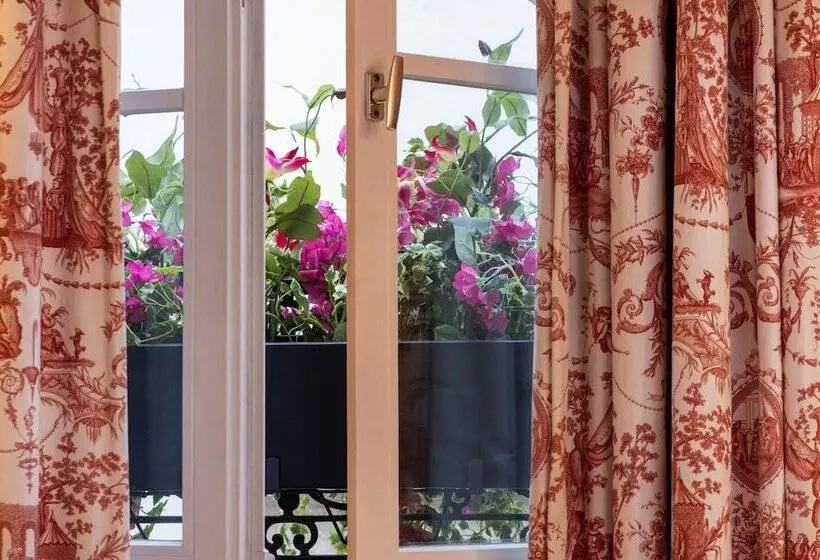 اتاق سوپریور, Relais Hôtel Du Vieux Paris