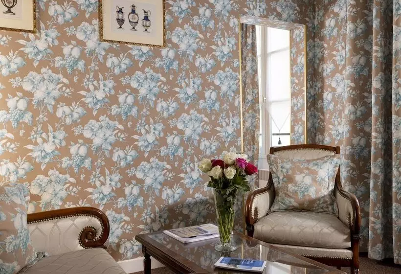 سوییت, Relais Hôtel Du Vieux Paris
