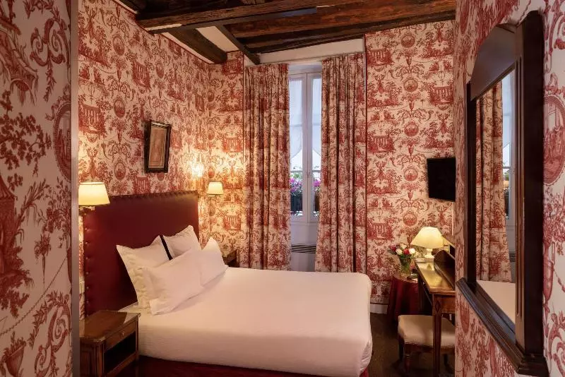 اتاق سوپریور, Relais Hôtel Du Vieux Paris