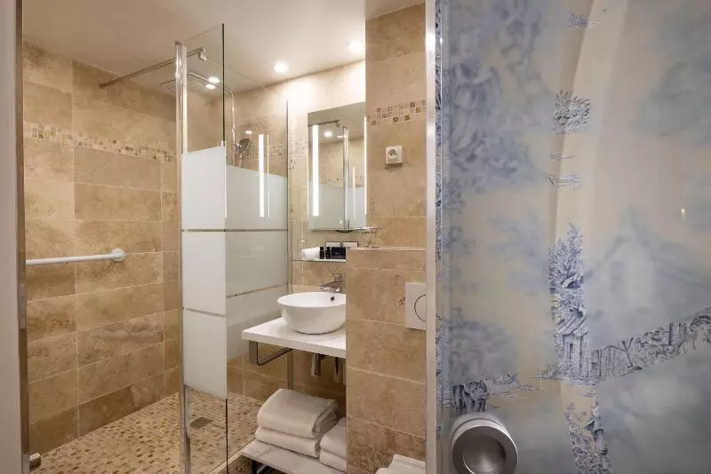 اتاق سوپریور, Relais Hôtel Du Vieux Paris