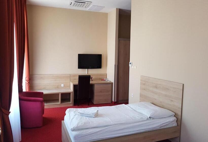 اتاق اکونومی یک تخته, Stardust