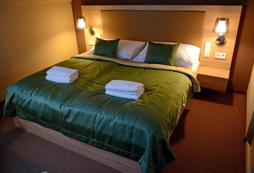 اتاق لوکس, Stardust