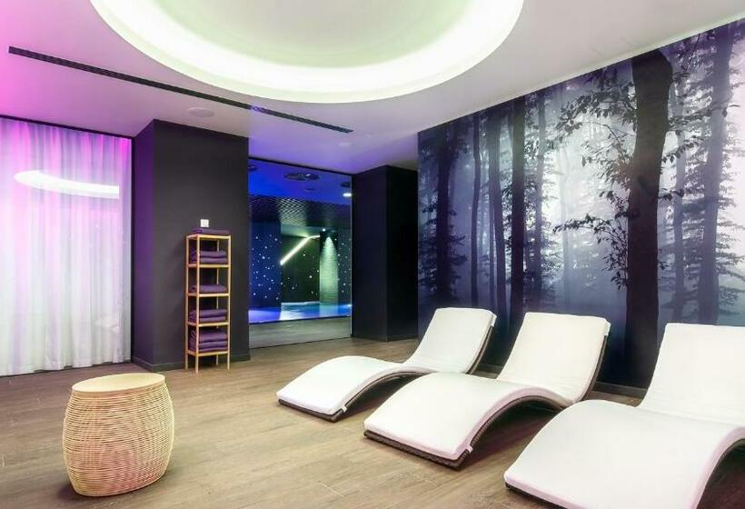 اتاق لوکس, The President