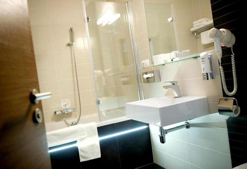 商务房间, Turiec