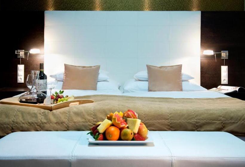 家庭套房, Turiec