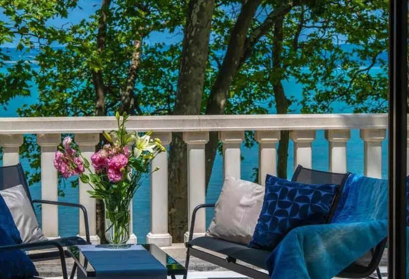 Balkonlu Standart Oda, Anna Villa