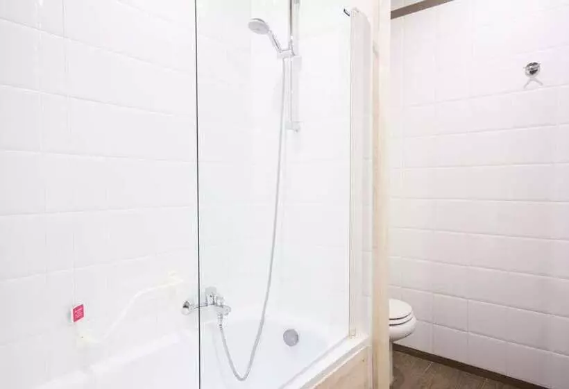 Standard Kolmen Hengen Huone, Best Western Modena District