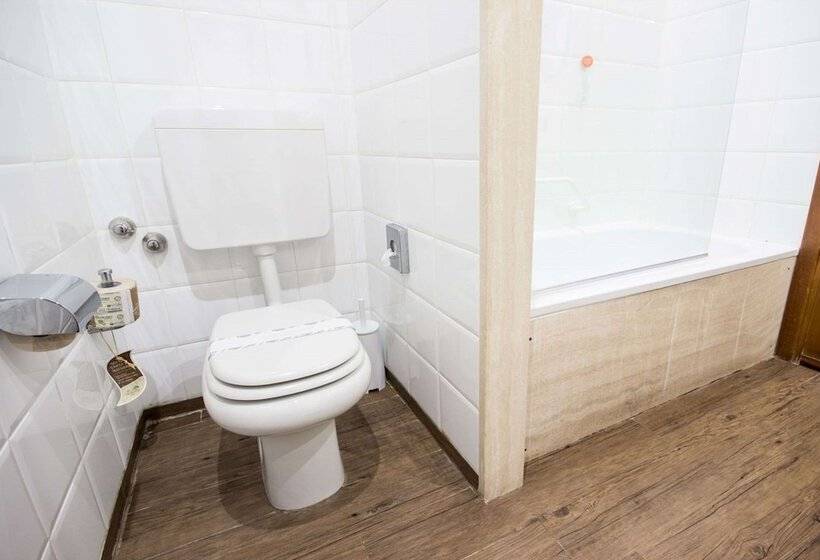 غرفة قياسية ثلاثية, Best Western  Modena District