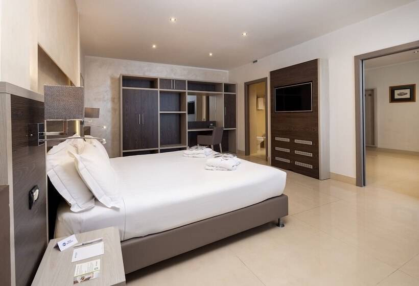 جناح, Best Western  Modena District