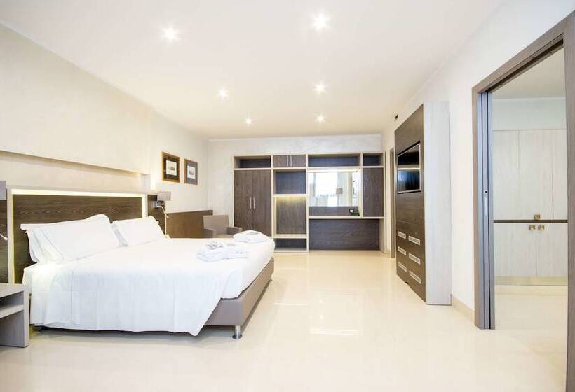 جناح, Best Western  Modena District