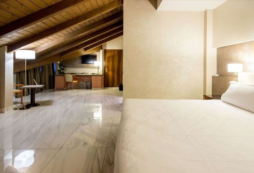 Полулюкс, Best Western  Modena District