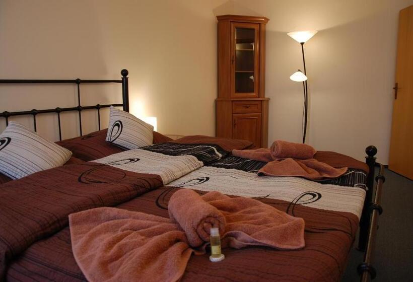 스위트, Churáňov