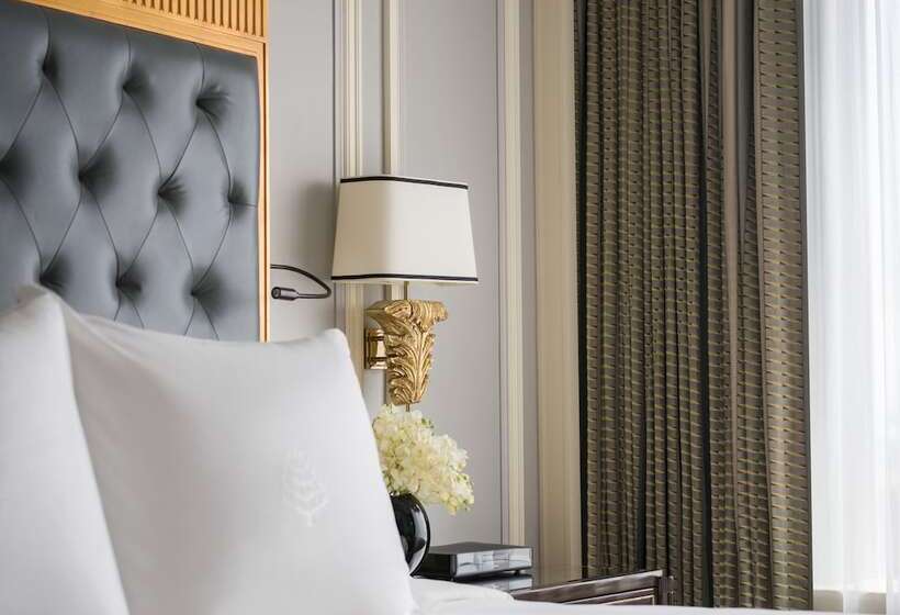 이그제큐티브 스위트, Four Seasons Hotel Jakarta