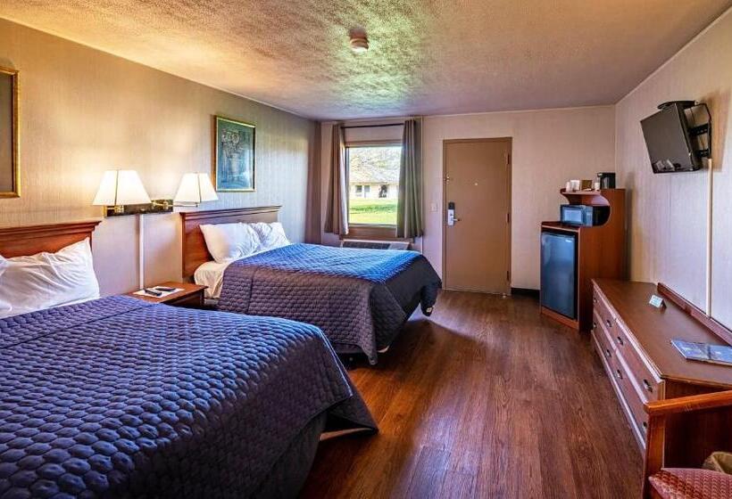 디럭스 4인 룸, Magnuson Grand Harrisburg