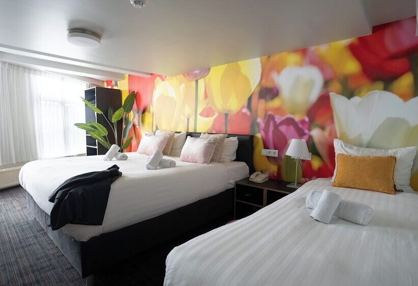 חדר משפחתי, Multatuli